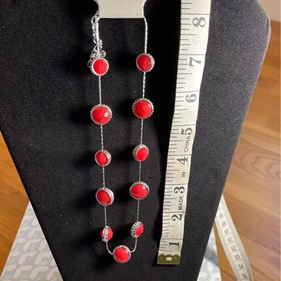 Necklace and earrings set - Picture 3 of 5